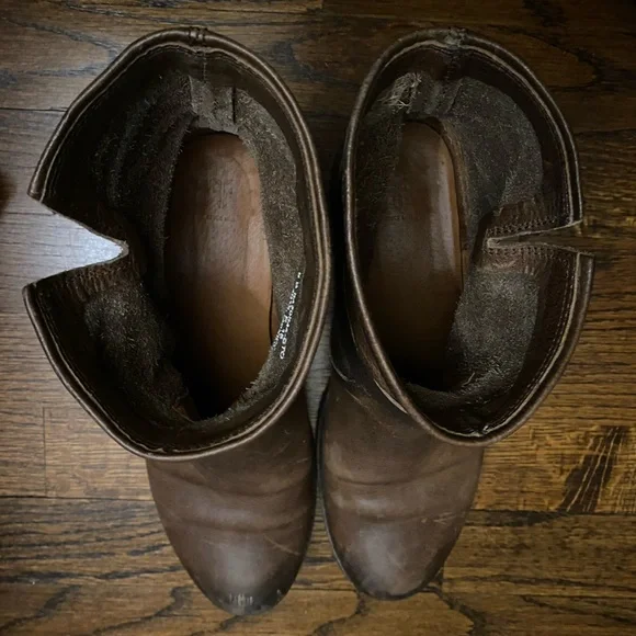 Frye- Veronica bootie rich brown leather buckle detail women’s size 9 - Picture 11 of 16